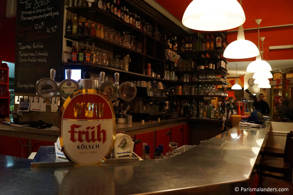 Essen Cafe Restaurant Titon Paris Bar