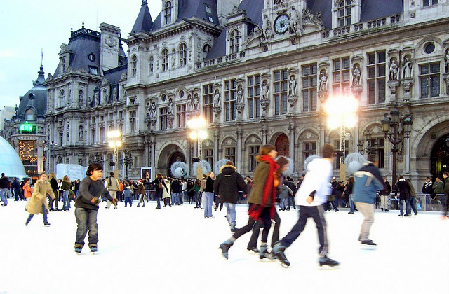 Schlittschuhlaufbahn Hotel de Ville