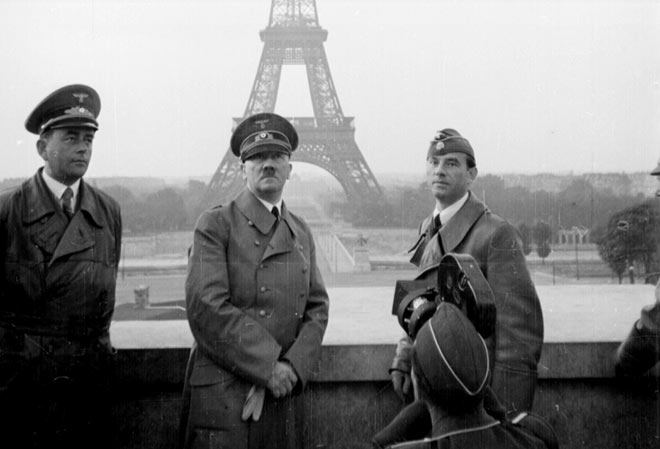 Hitler-Paris-Eiffelturm