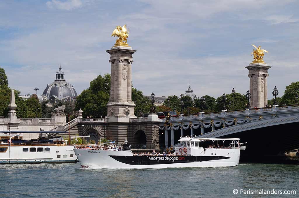 Vedettes de Paris Bootsfahrten Seine Paris