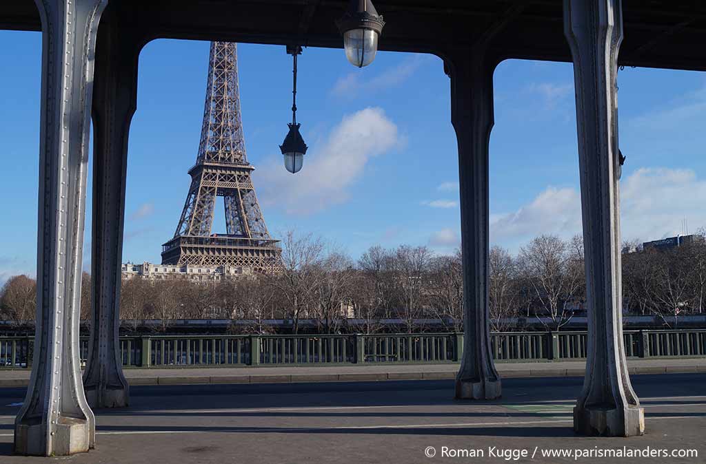 Eiffelturm Bir Hakeim Bruecke