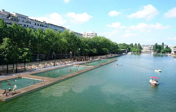 Baden im Bassin de la Villette Paris