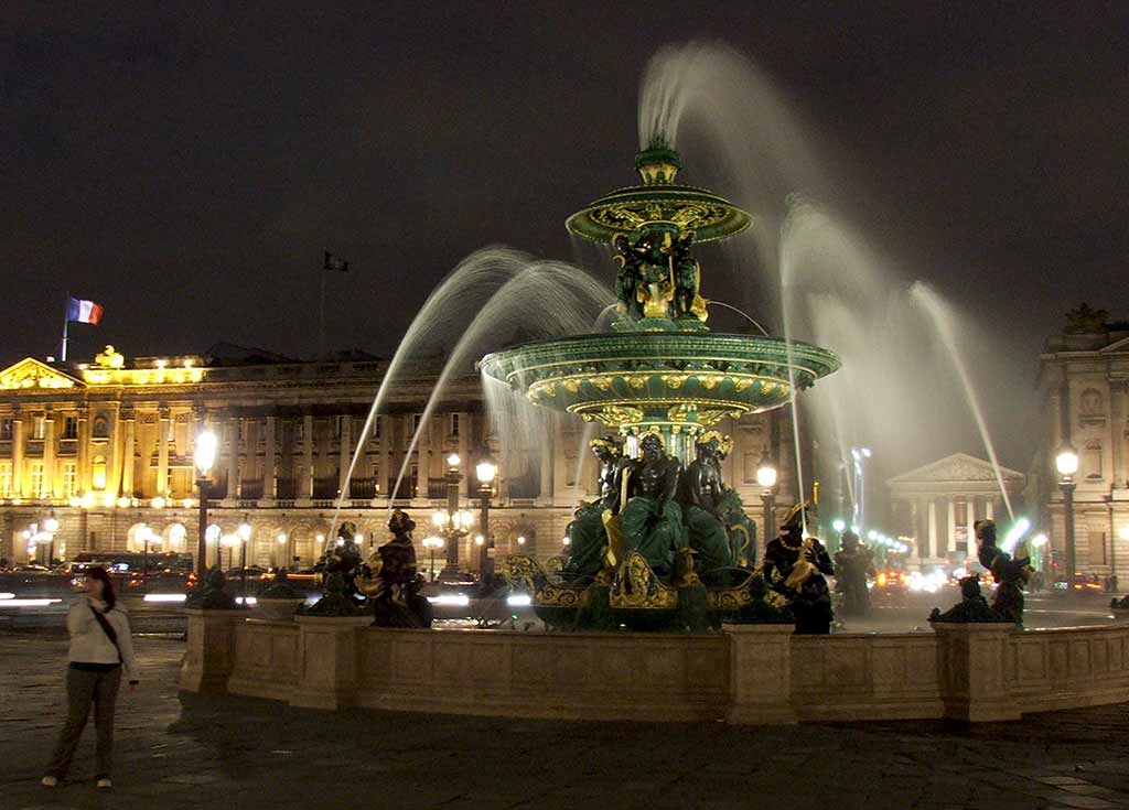 Brunnen Meeresfontaene Flussfontaene Paris Concorde Platz