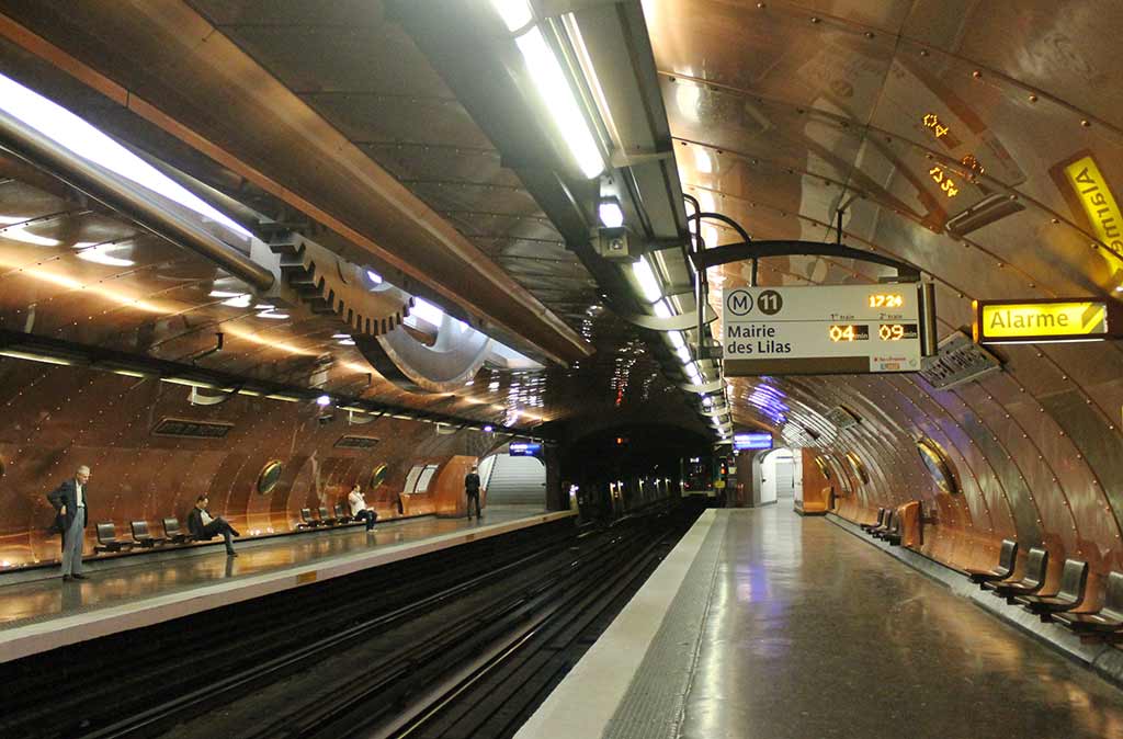 Metro Paris Station Arts et Metiers Steampunk