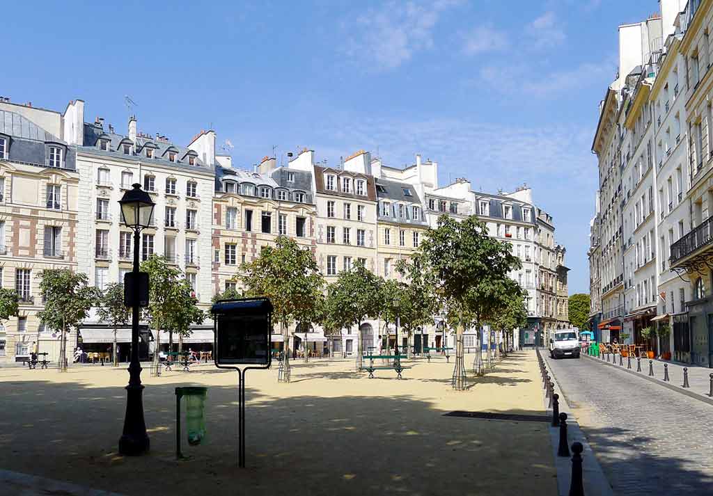 Place Dauphine in Paris Platz