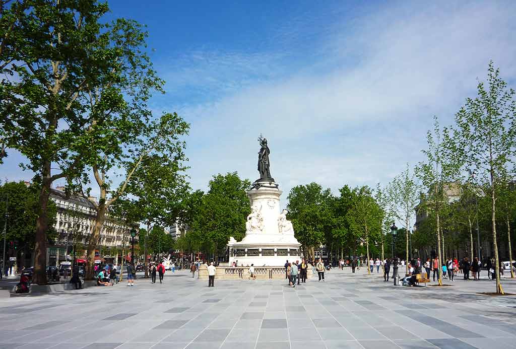 Place de la Republique-Platz-Paris
