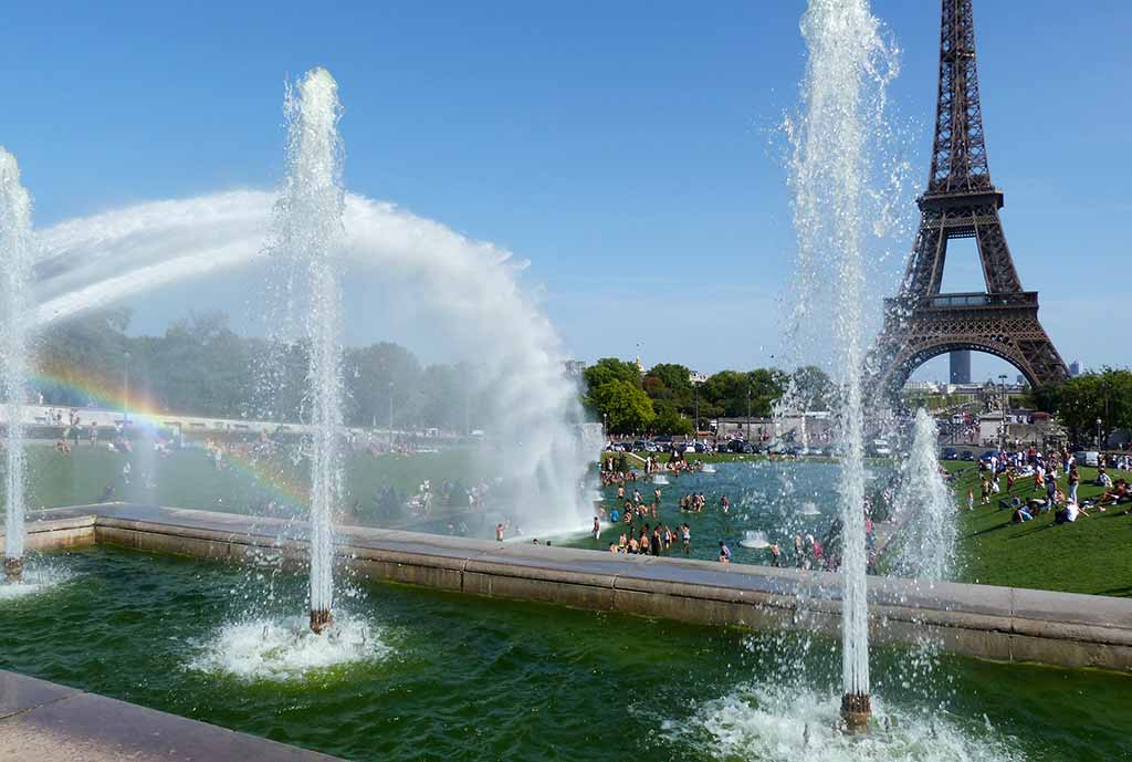 Warschauer Brunnen Paris