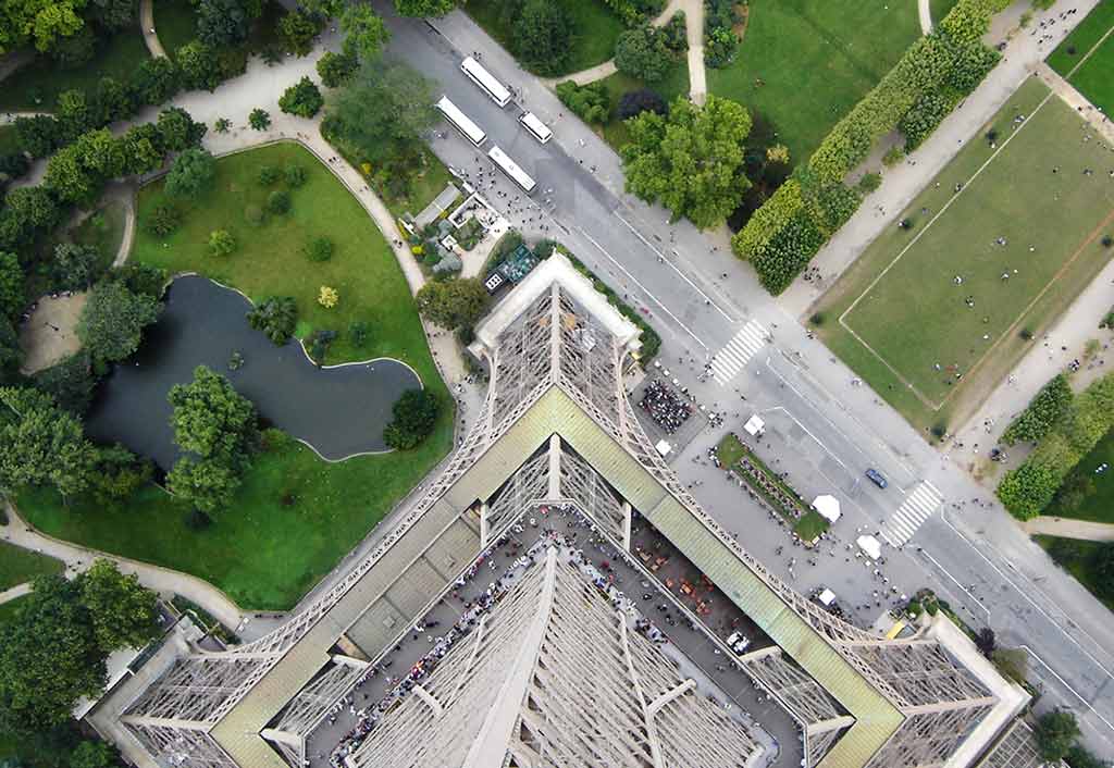 Hohe Des Eiffelturm Wie Hoch Ist Der Eiffelturm Paris Mal Anders