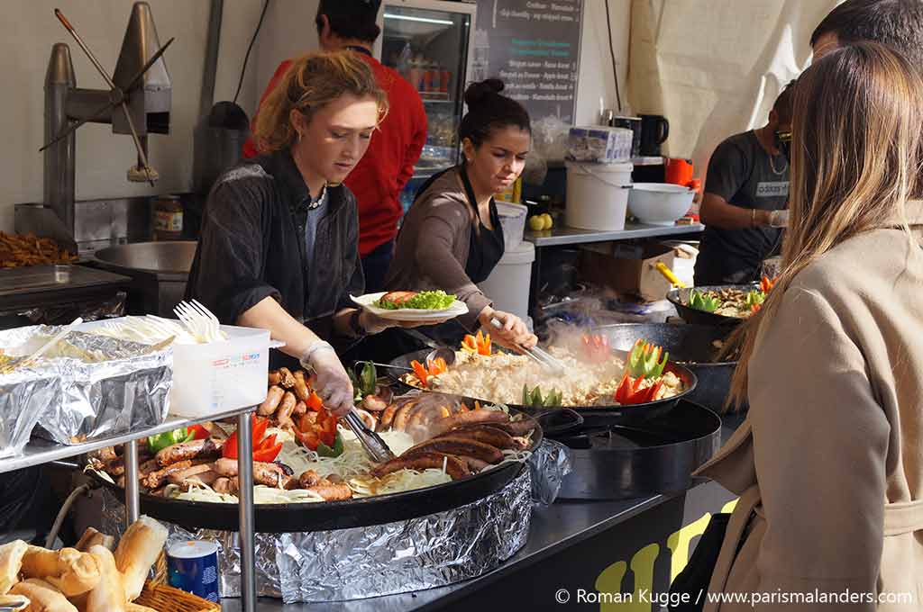 Essen Stand Imbiss Weinfest Montmartre