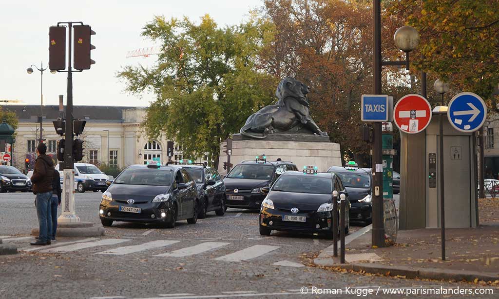 Taxistand Paris Taxistation