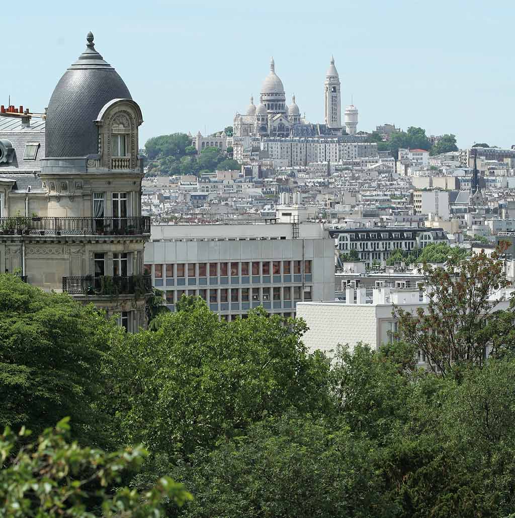 Parc Buttes Chaumont Blick auf Montmartre