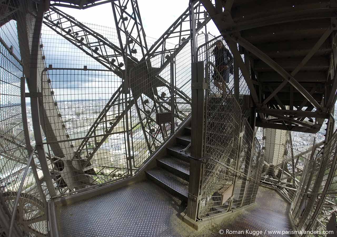 Stufen Eiffelturm: Wieviele Stufen führen auf den Eiffeltum in Paris