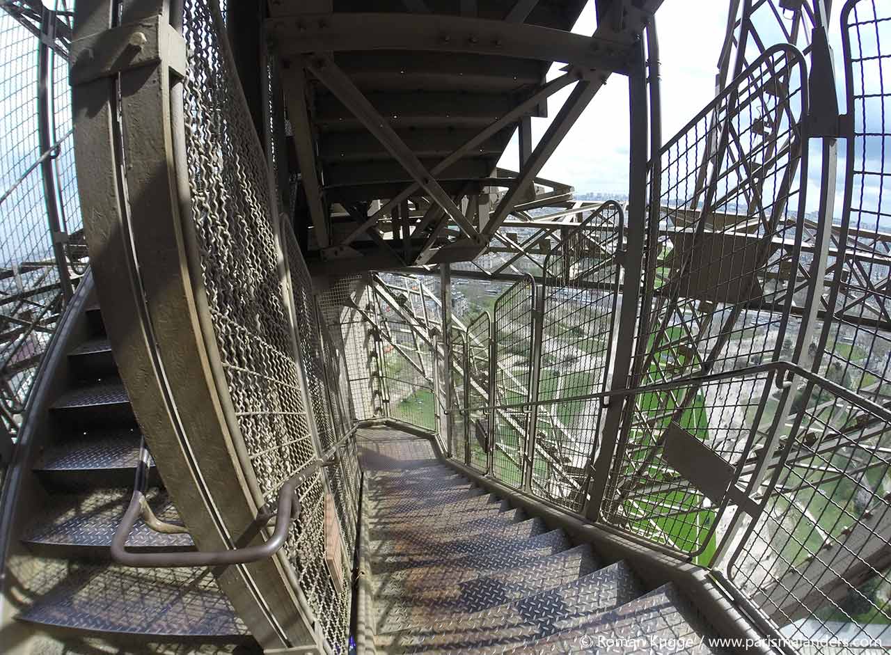 Treppen Käfig Eiffelturm zu Fuß