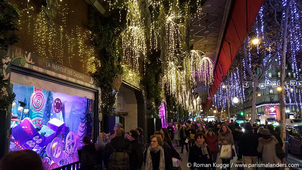 Weihnachtsschaufenster Galeries Lafayette Paris