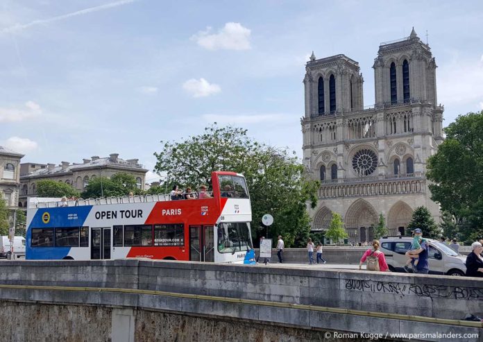 Paris Hop-On Hop-Off Bus